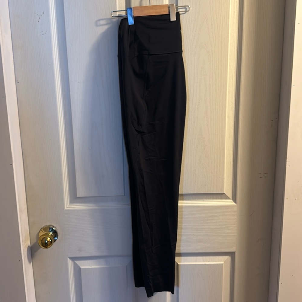 Lululemon size 8 black